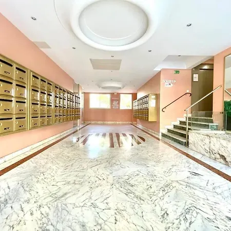 דירה Magnifique 2p Vue Terrasse Parking ז'ואן-לה-פינס